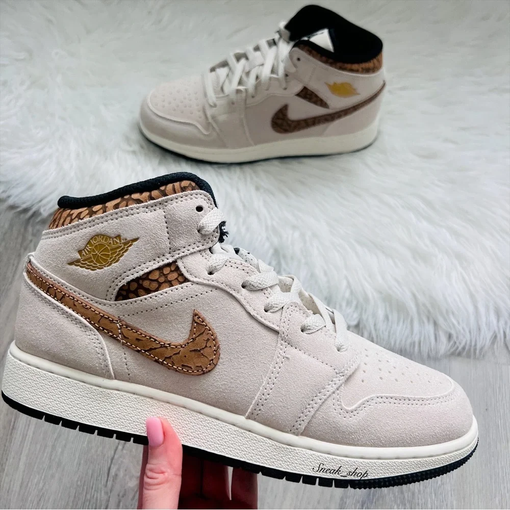 NWT Nike Air Jordan 1 Mid Se Women’s Shoes